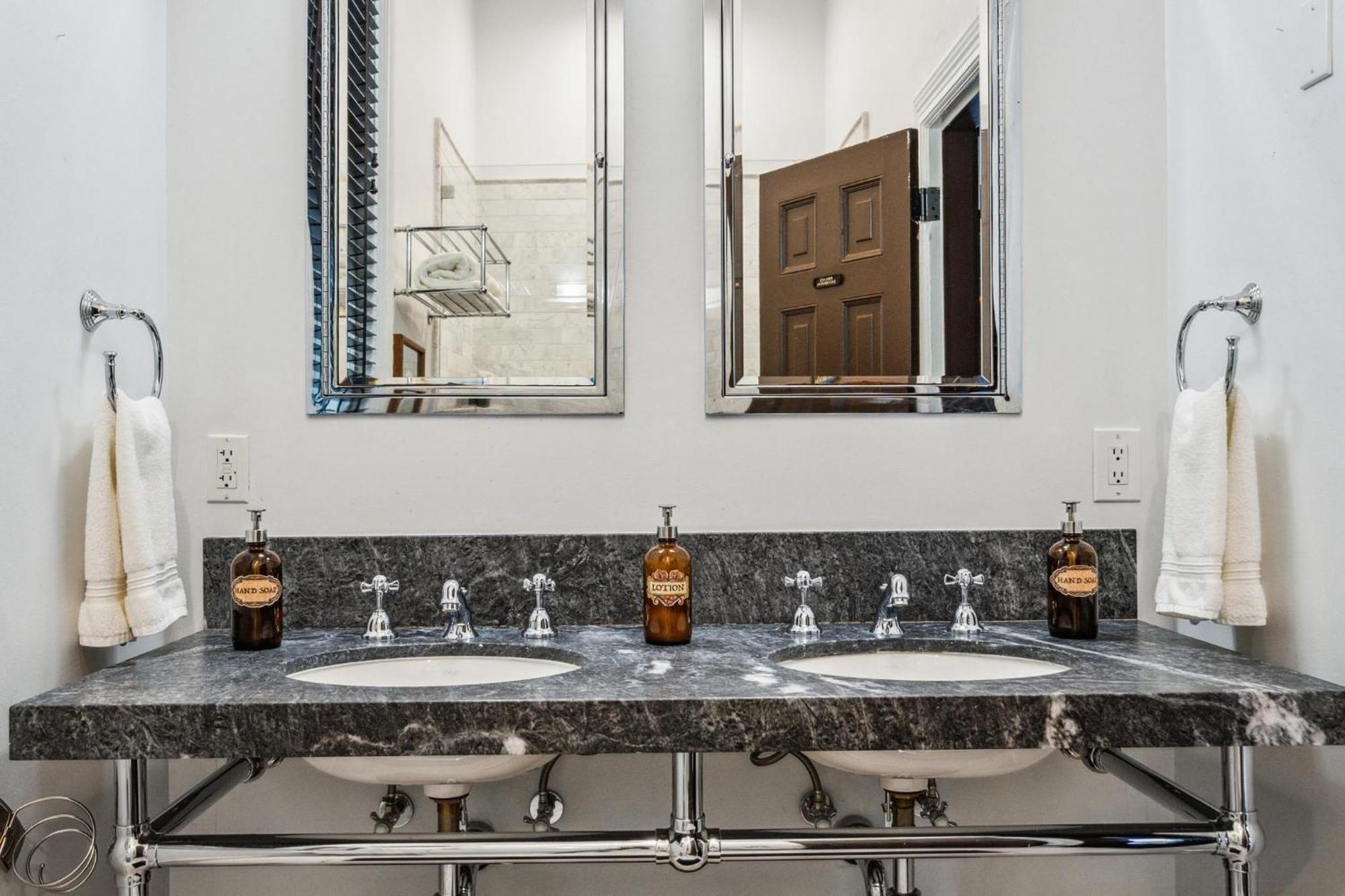 Historic & Charming Victorian Home Sleeps 11 Σαν Φρανσίσκο Εξωτερικό φωτογραφία